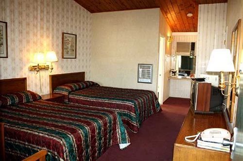 Economy Inn ユカイア エクステリア 写真